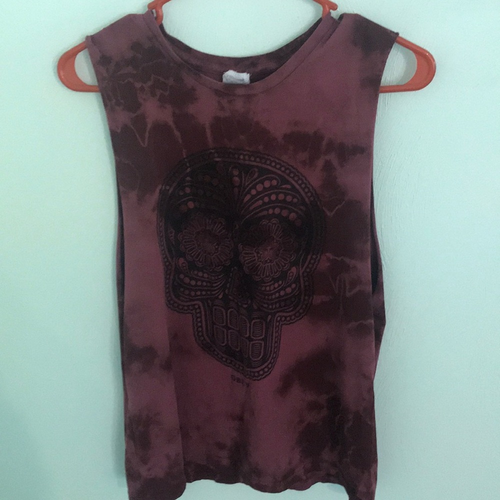 Obey tank